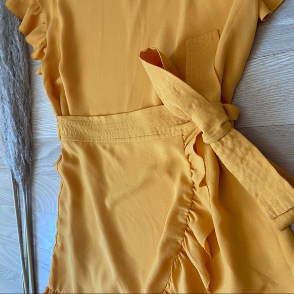 SOLD | Aritzia Ninette Ruffle Dress - Picture 7 of 11